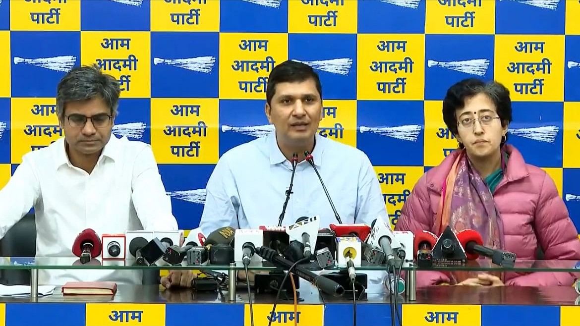 <div class="paragraphs"><p>Senior Aam Aadmi Party leader Sandeep Pathak and Delhi Cabinet Ministers Atishi and Saurabh Bharadwaj addressed a press conference on 23 February.</p></div>