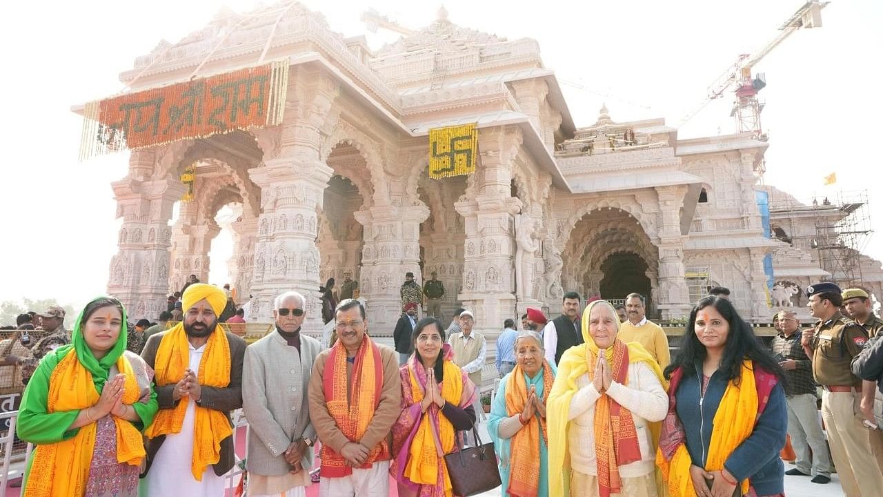 Delhi CM Kejriwal and Punjab CM Mann Visit Ram Temple in Ayodhya With Family
