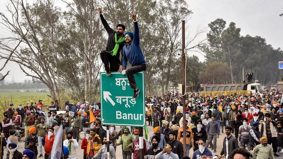 <div class="paragraphs"><p>Continuing their march to Delhi, farmers gathered at Punjab-Haryana Shambhu border during their 'Delhi Chalo' march, near Patiala, Tuesday, Feb. 13, 2024.</p></div>