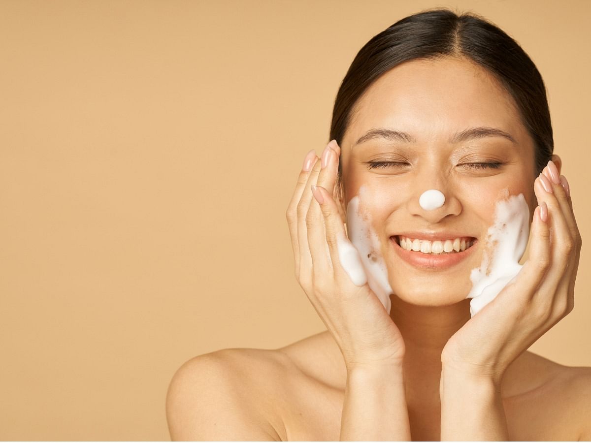<div class="paragraphs"><p>Tips to choose right cleanser for face</p></div>