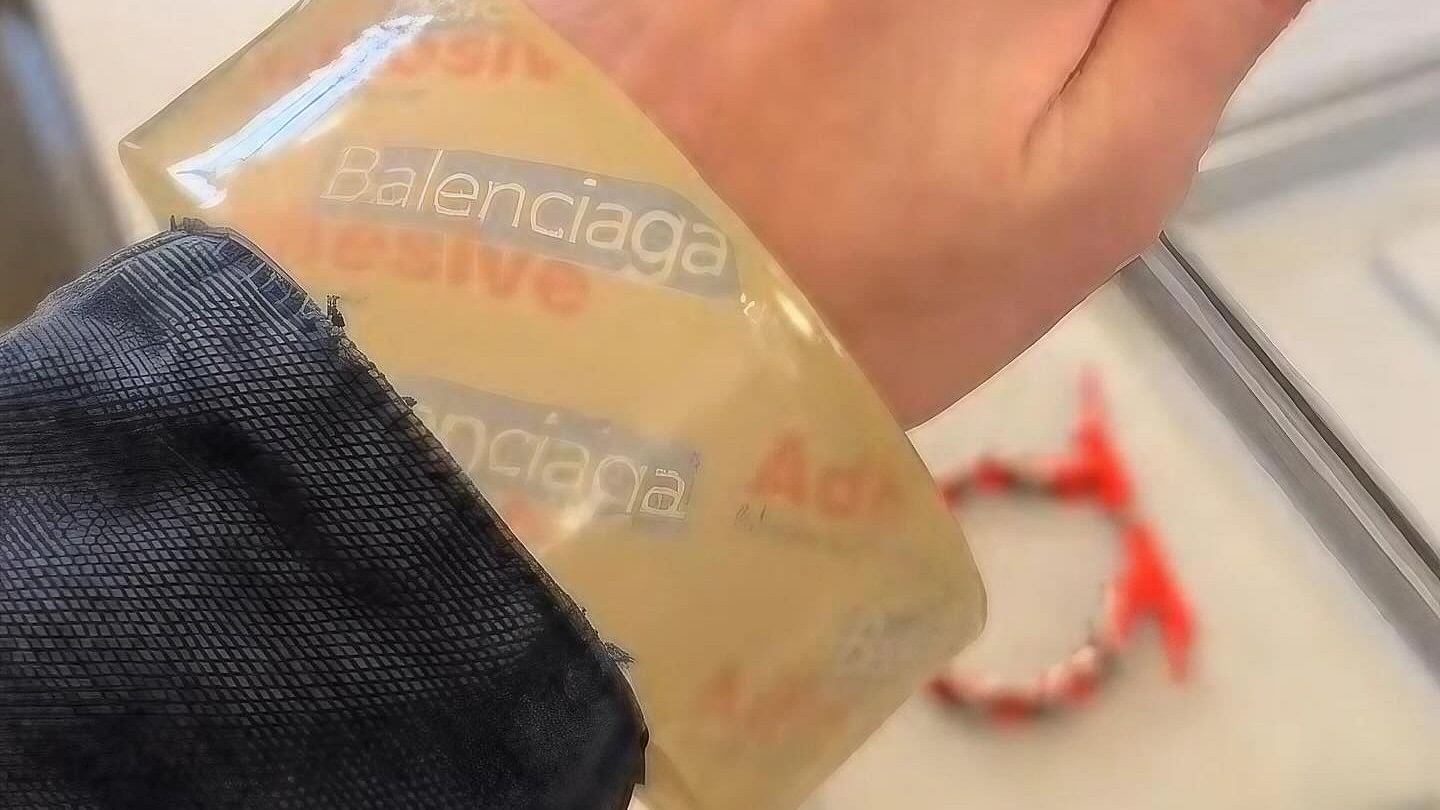 <div class="paragraphs"><p>Internet On Balenciaga Bracelet Looking Exactly Like A Roll Of Tape.</p></div>
