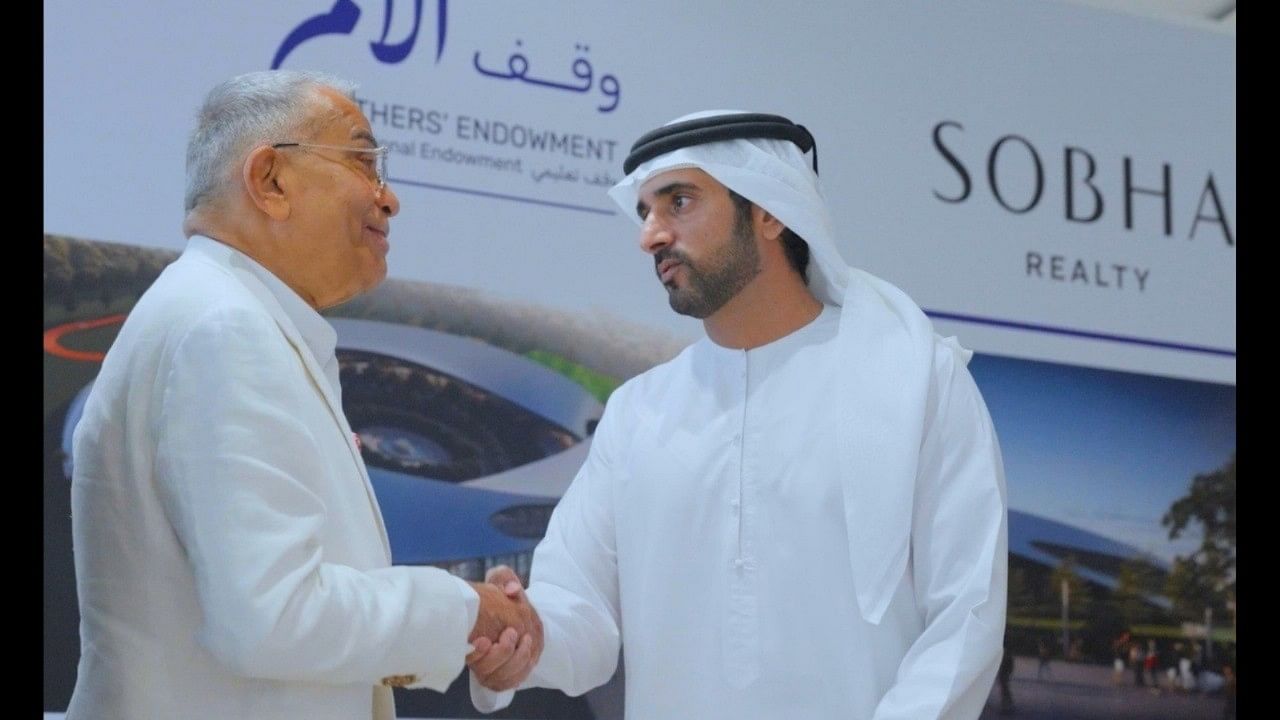 <div class="paragraphs"><p>(L-R) Mr. PNC Menon, Founder, Sobha Group; and Sheikh Hamdan bin Mohammed bin Rashid Al Maktoum, Crown Prince of Dubai</p></div>