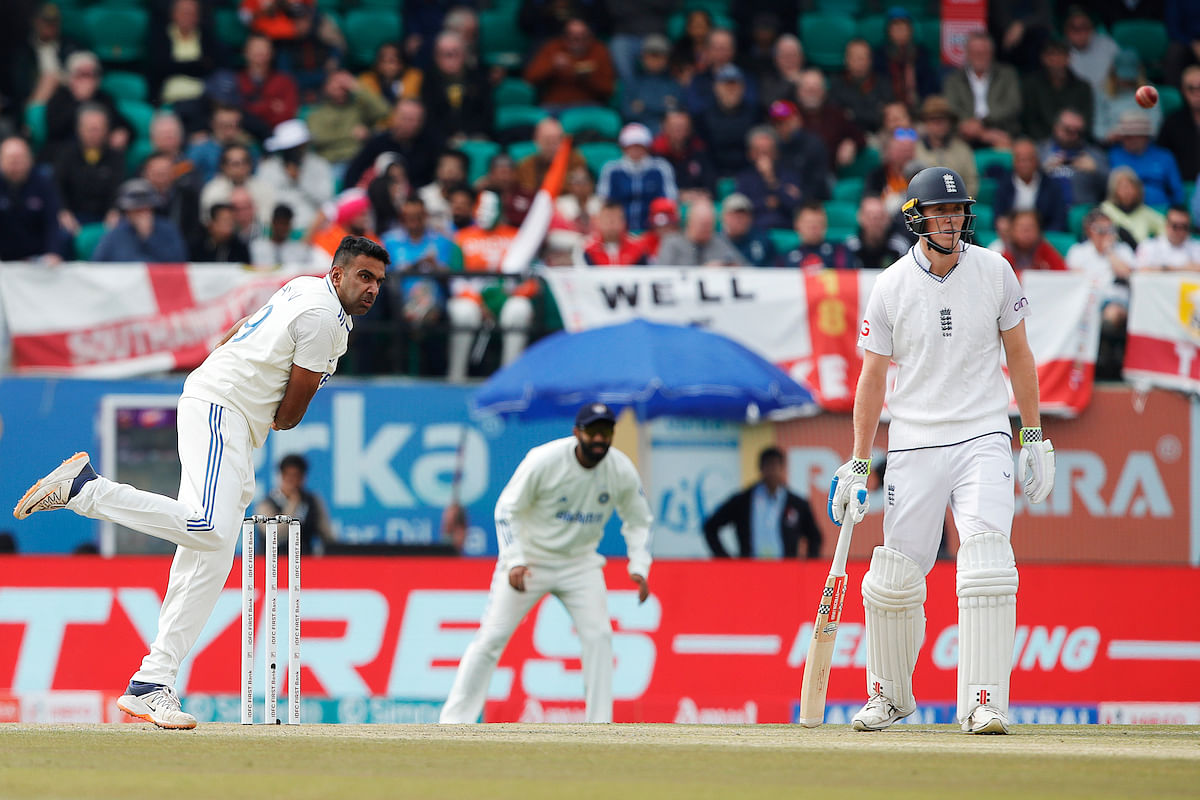 #IndvsEng | After bundling out the visitors for 218 runs, team India trail England by 83 runs with a score of 135/1.