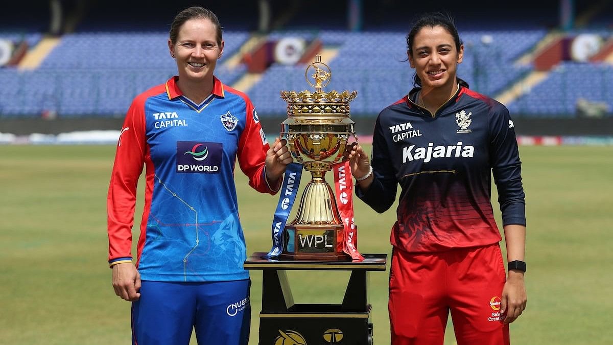 <div class="paragraphs"><p>Meg Lanning captain of Delhi Capitals and Smriti Mandhana captain of Royal Challengers Bangalore with WPL trophy during the press conference ahead of the final between Delhi Capitals and Royal Challengers Bangalore held at the Arun Jaitley Stadium, New Delhi on 16 March 2024.</p></div>