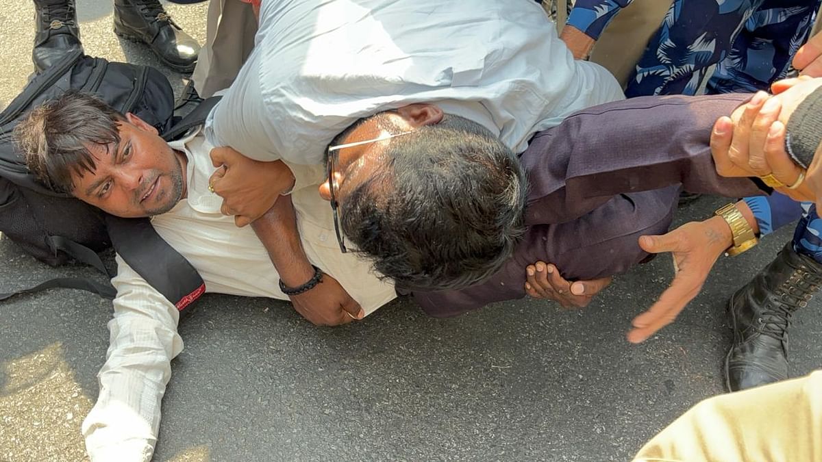 For close to three hours, AAP party workers sat on the roads and raised slogans against the ruling BJP government.