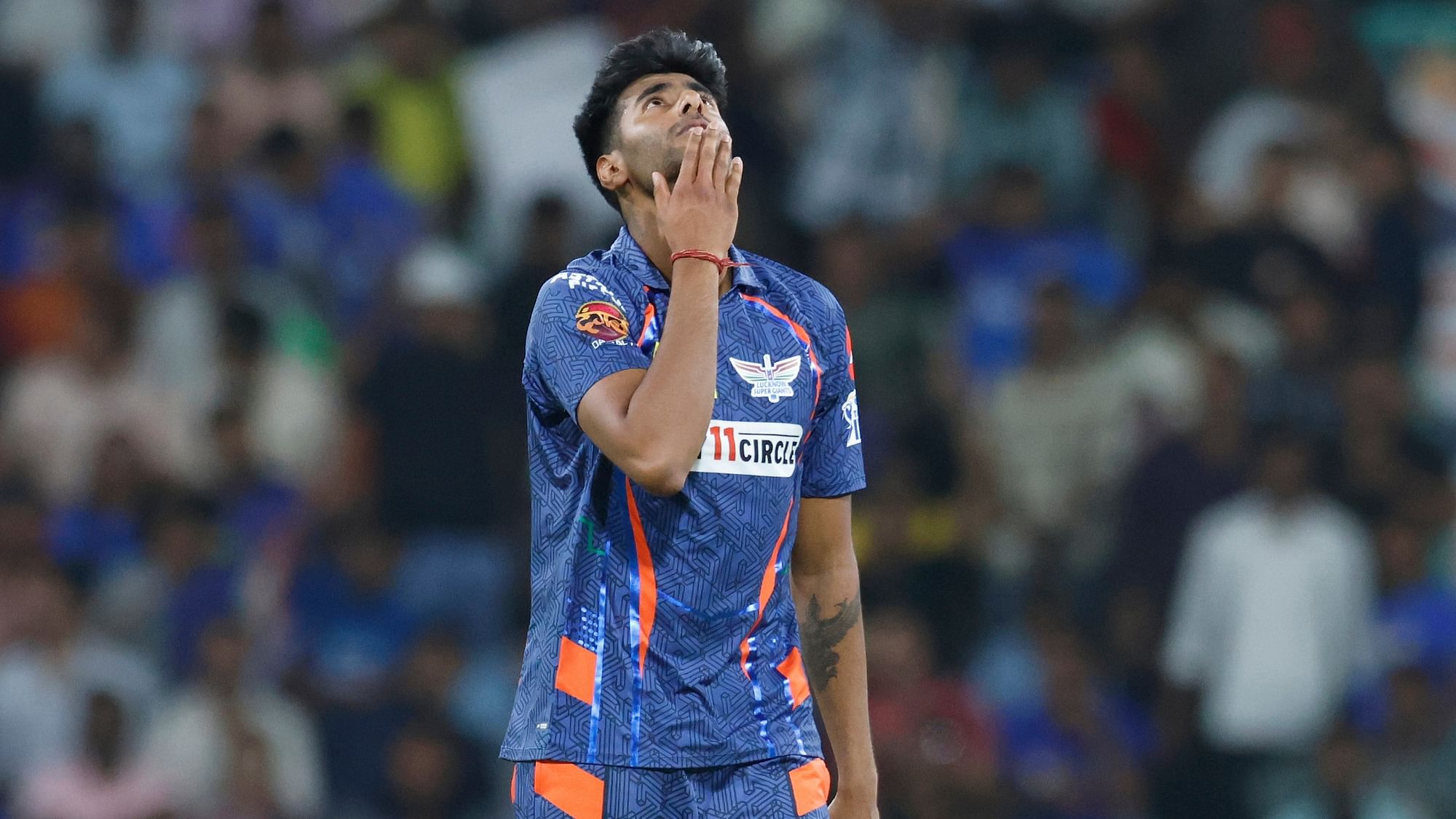 <div class="paragraphs"><p>IPL 2024:&nbsp;LSG pacer Mayank Yadav left the field due to injury in the match against Mumbai Indians on Tuesday.</p></div>