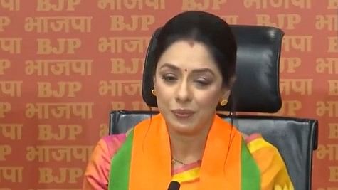 <div class="paragraphs"><p>Actor Rupali Ganguly joins BJP at Delhi headquarters for upcoming Lok Sabha elections.</p></div>