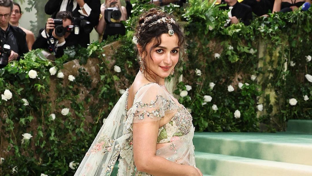 <div class="paragraphs"><p>Alia Bhatt dazzled at the 2024 Met Gala in a stunning Sabyasachi Mukherjee saree.</p></div>