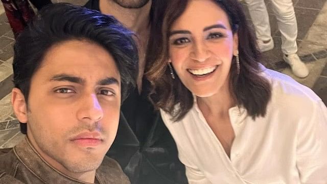 <div class="paragraphs"><p>Mona Singh is reportedly shooting with Aryan Khan.</p></div>