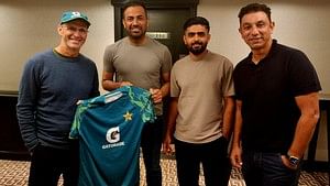 <div class="paragraphs"><p>Kirsten joined the Pakistan squad in Leeds for the first time after taking the limited-overs coaching role.</p></div>