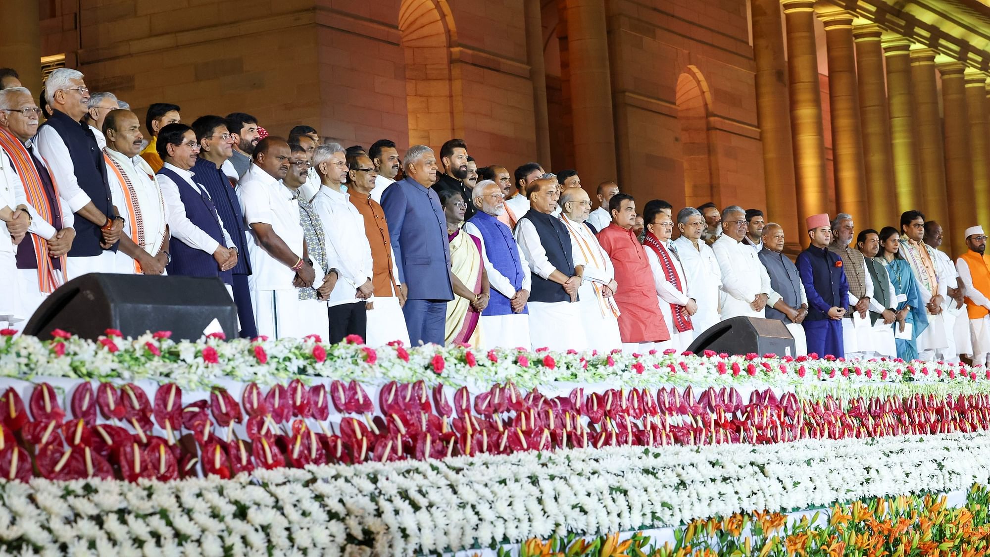 <div class="paragraphs"><p>New Delhi: President Droupadi Murmu and Vice President Jagdeep Dhankhar with Prime Minister Narendra Modi and other ministers at the swearing-in ceremony of new Union government, at Rashtrapati Bhavan in New Delhi, Sunday, June 9, 2024.</p></div>