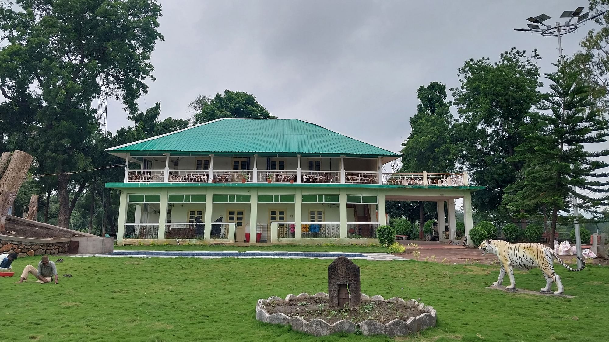 <div class="paragraphs"><p>Colonial rest houses across India's forests are steeped in lore and carry forward interesting tales. Some of these buildings, popularly known as dak bungalows, are even said to be haunted, especially those situated in the hills.  </p></div>