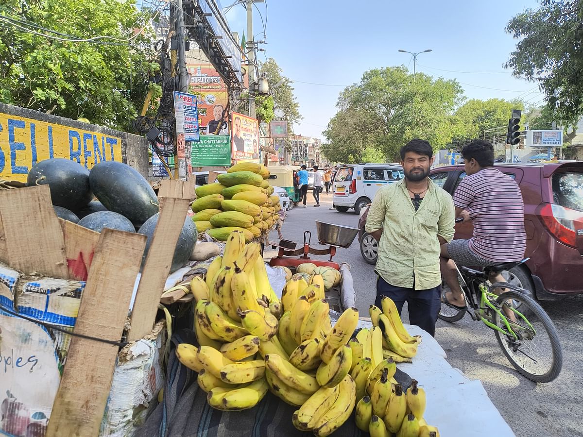 In the face of one of the most brutal heat waves yet, street vendors in Delhi struggle to keep business afloat.