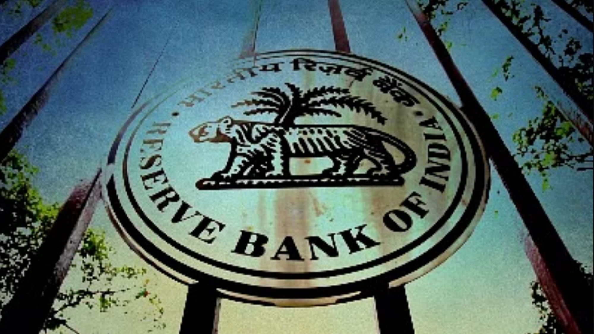 <div class="paragraphs"><p>For the year 2023-24 alone, RBI is transferring Rs 2.11 lakh crore to the government, nearly 77 percent of four years’ total surplus transfer.</p></div>