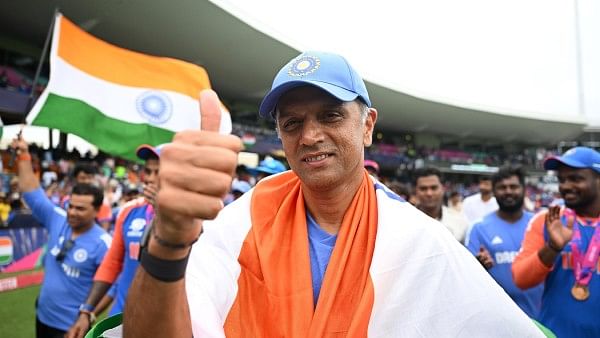 <div class="paragraphs"><p>Rahul Dravid</p></div>