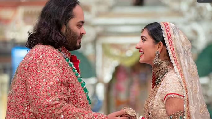 <div class="paragraphs"><p>Anant Ambani and Radhika Merchant are now officially married.</p></div>