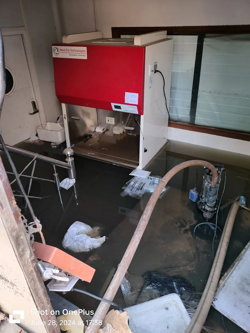 Science Testing Lab Disaster IIT Delhi: Biomedical Lab Flooded After Heavy Rain