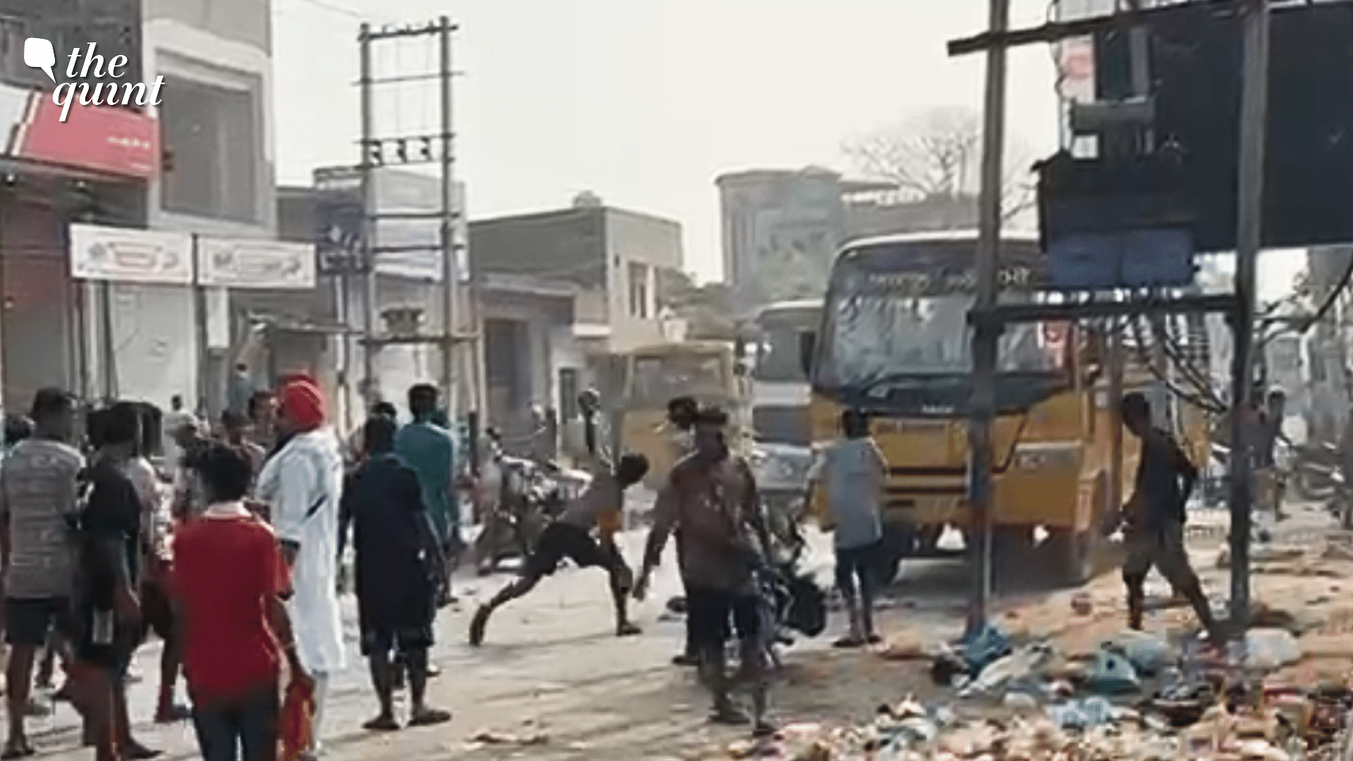 <div class="paragraphs"><p>Men who "provoked" Kanwariyas to attack Akal Academy school bus in Fatehabad were earlier booked for "ruckus" at a Gurdwara.</p></div>