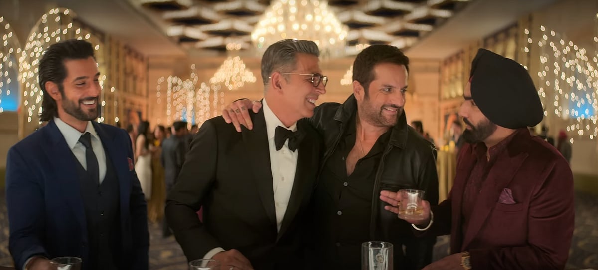 ‘Khel Khel Mein’ Review Taapsee Pannu & Akshay Kumar Keep the Story Going