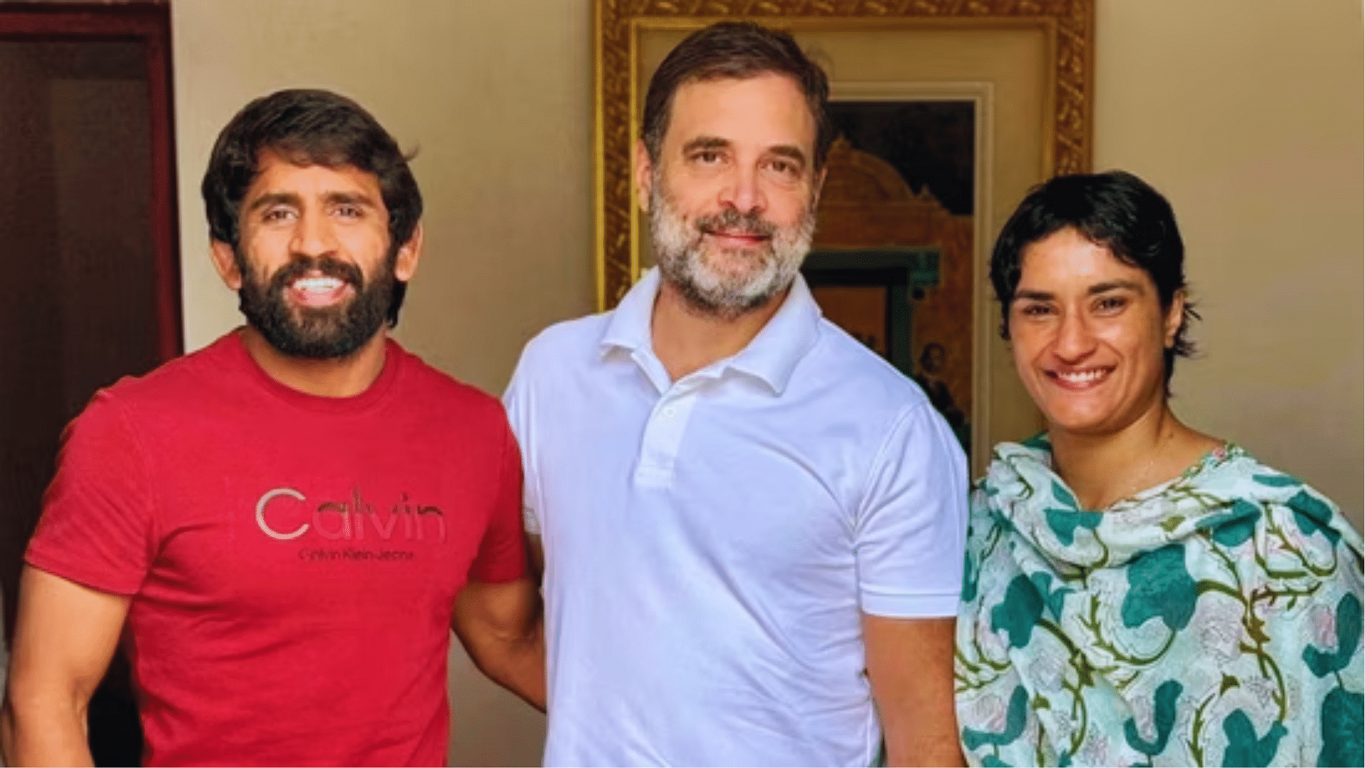 <div class="paragraphs"><p>Vinesh Phogat along with Wrestler Bajrang Punia met Leader of Opposition Rahul Gandhi on September 4</p></div>