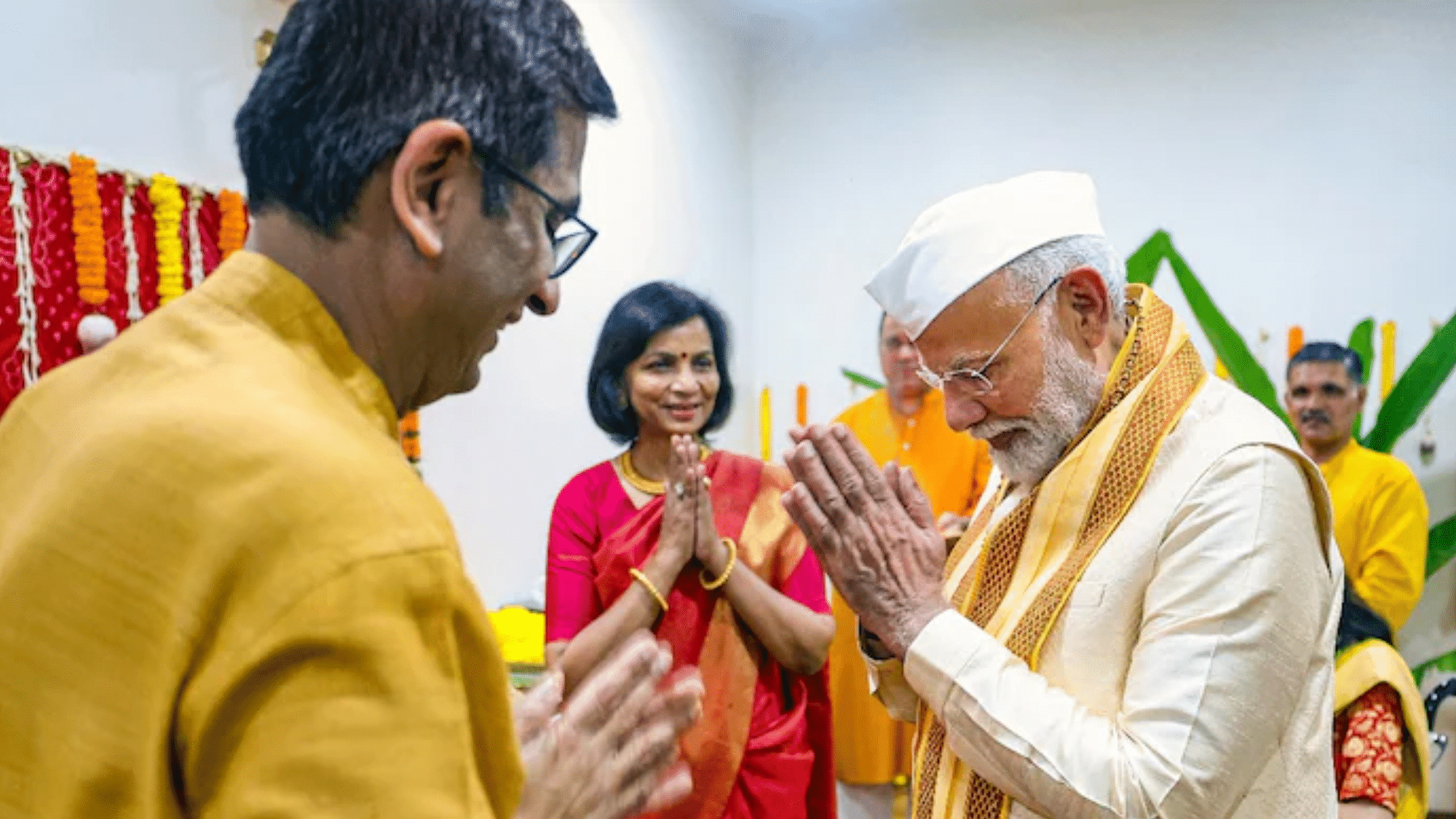 <div class="paragraphs"><p>CJI DY Chandrachud and PM Modi.</p></div>