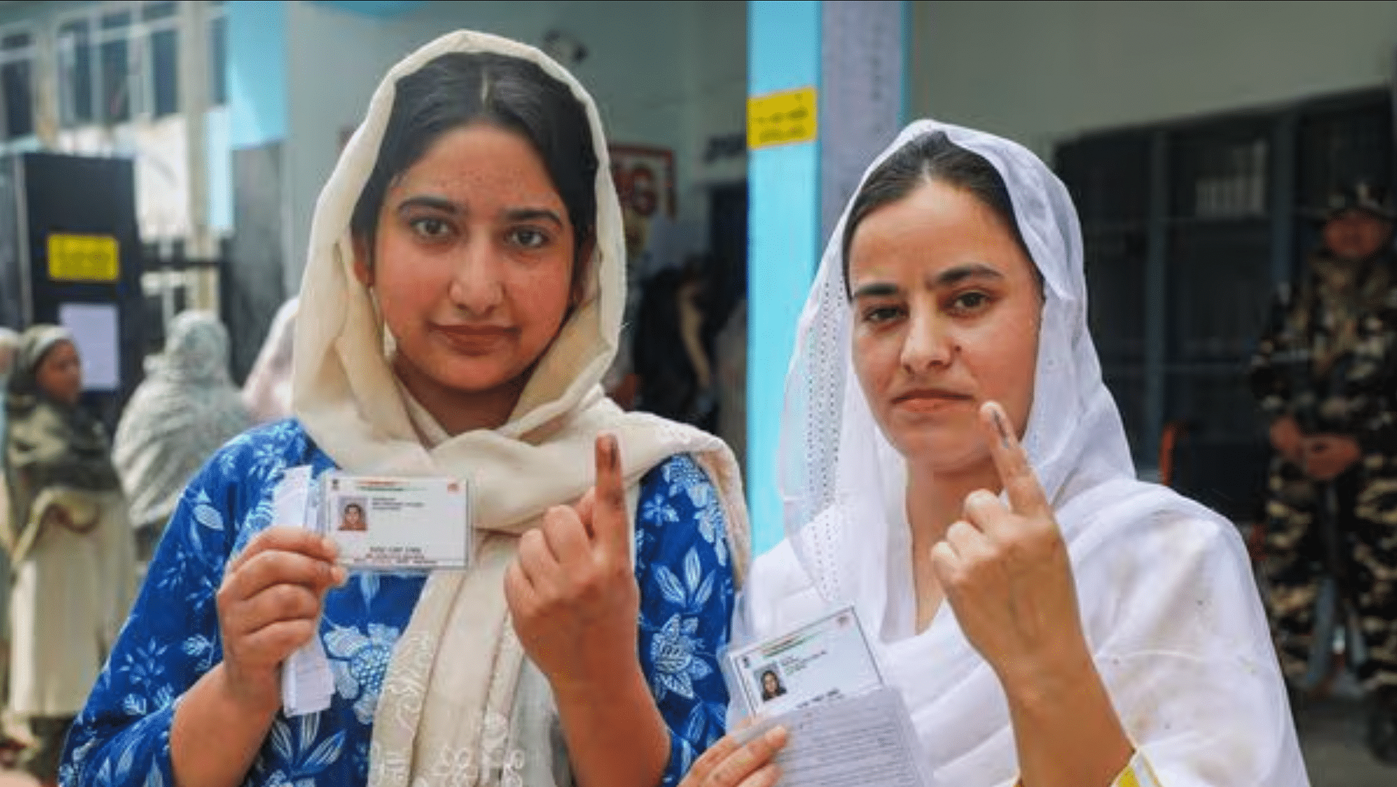 <div class="paragraphs"><p>Jammu and Kashmir Assembly polls: 61 % revised voter turnout in phase 1, matches 2014 figures; Kishtwar sees 80 % voting.</p></div>