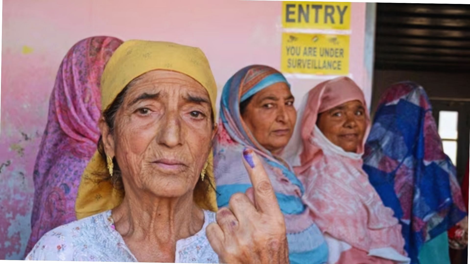 <div class="paragraphs"><p>A woman shows her finger marked with indelible ink after casting vote at a polling station during the third and final phase of the Jammu and Kashmir Assembly elections, Singhpora, in Baramulla district.</p></div>