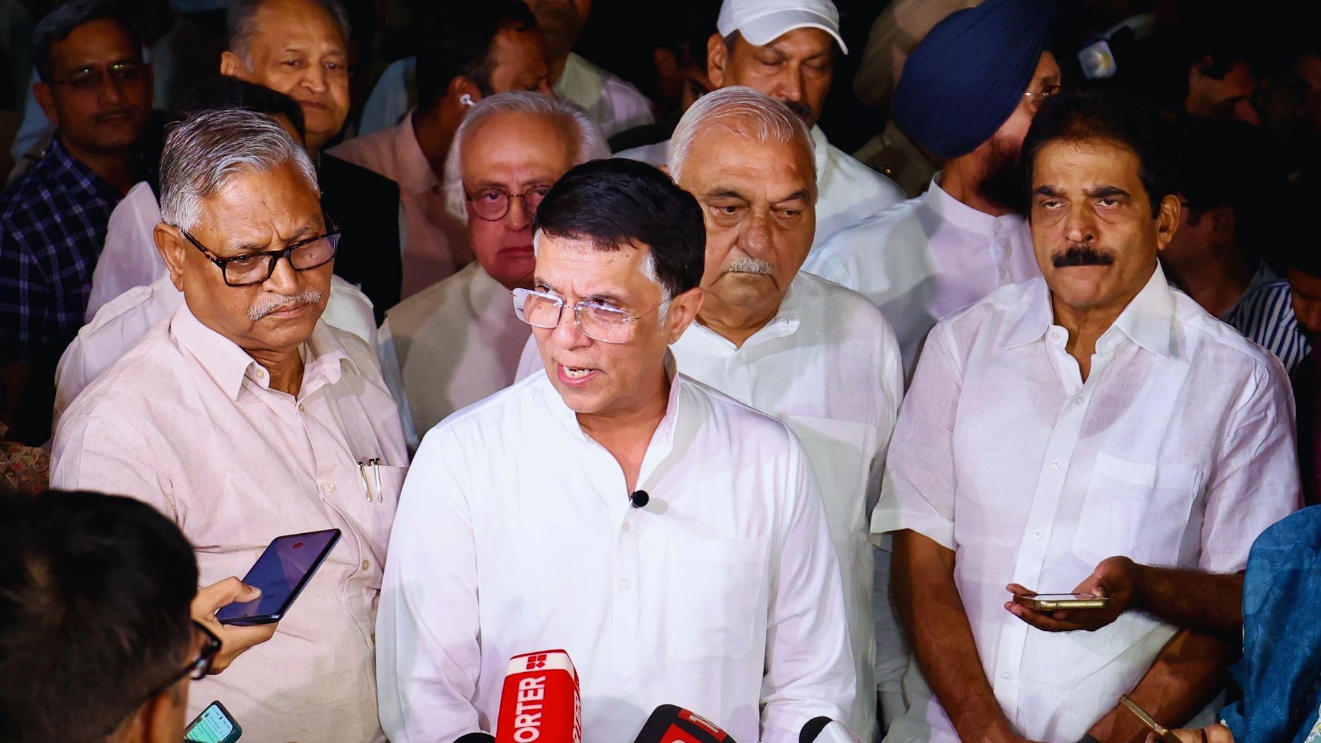 <div class="paragraphs"><p>A Congress delegation addressing the media about its EVM allegations.&nbsp;</p></div>