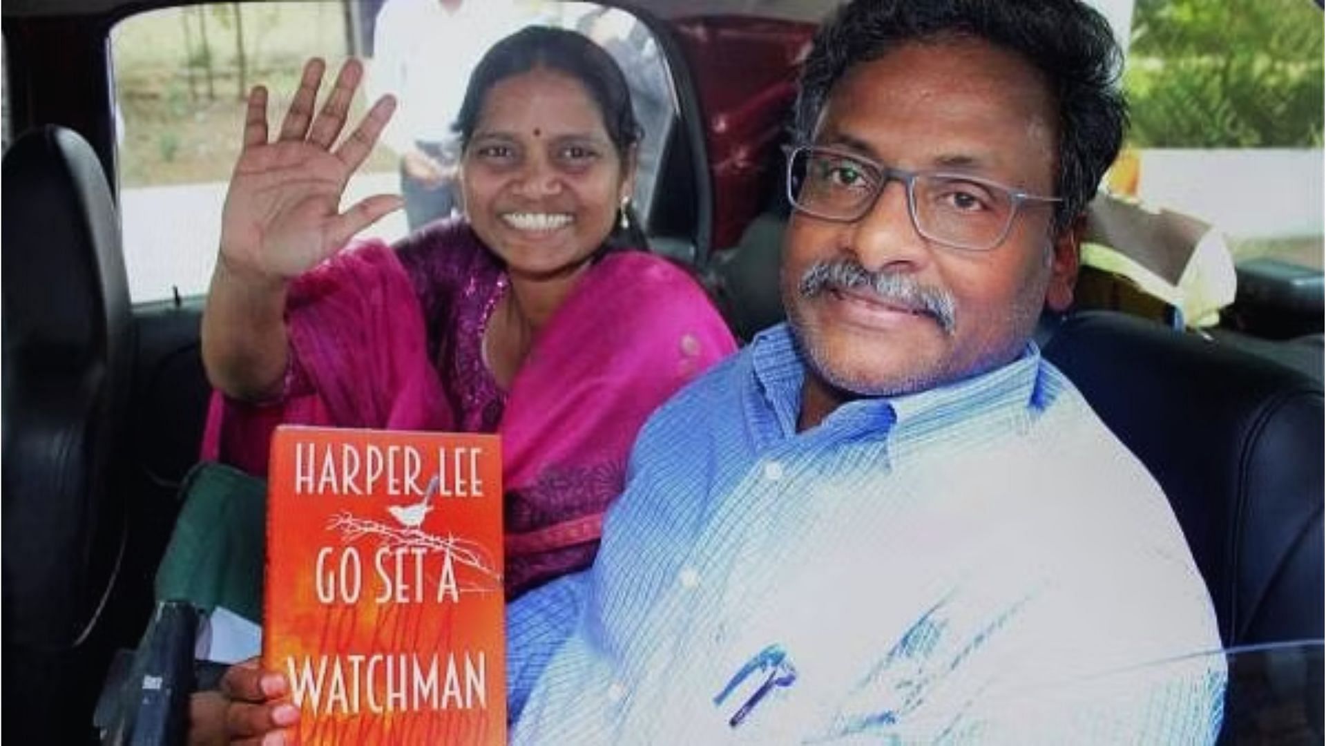 <div class="paragraphs"><p>April 7, 2016 file photo former Delhi University professor GN Saibaba is seen with his wife Vasantha Kumari outside the Nagpur Central Jail.</p></div>