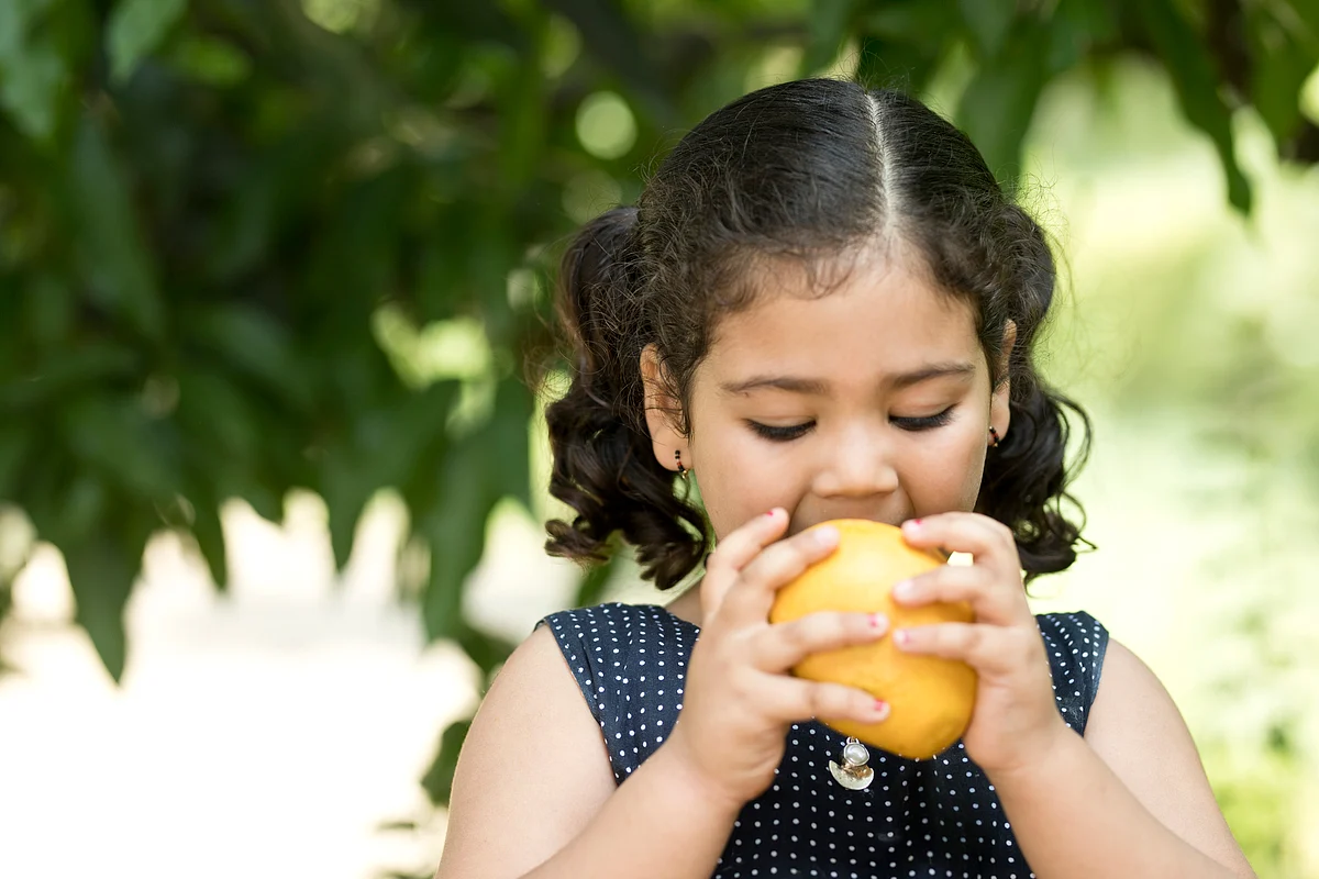 As long as you are not in the infected area or the surrounding areas, it’s safe to consume fruits.