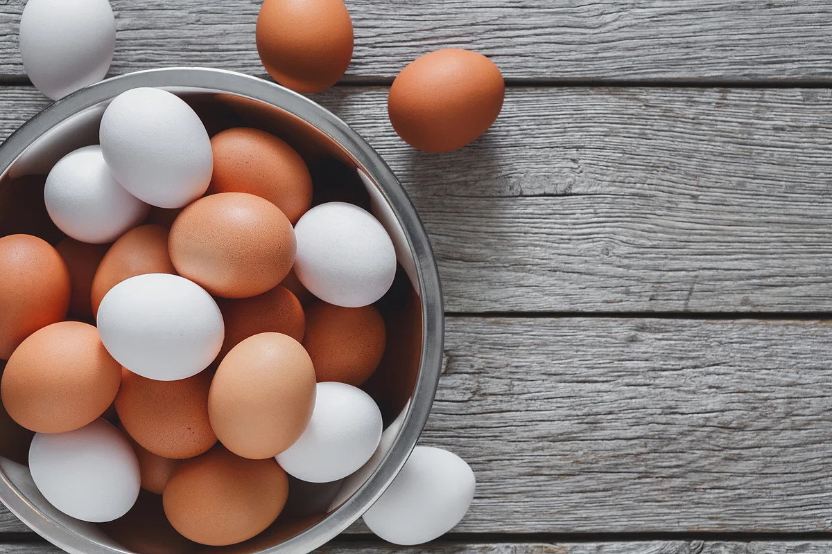 You should select eggs based on the diets of the hens that produced them.