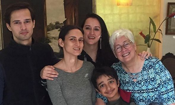 Actor Nafisa Ali poses with her family after revealing she is battling stage 3 cancer