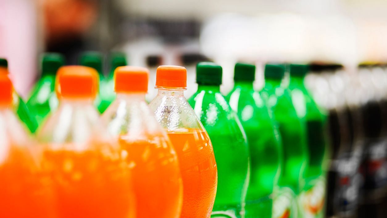 Sweetened drinks pose a greater risk of type 2 diabetes than most other foods containing fructose, a naturally occurring sugar, according to a study.