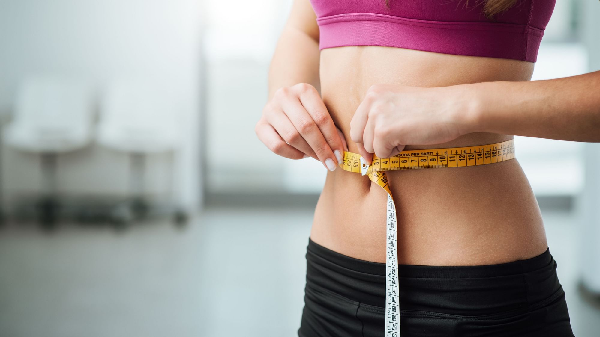 Weight-loss made easy this holiday season with these ten tips.&nbsp;