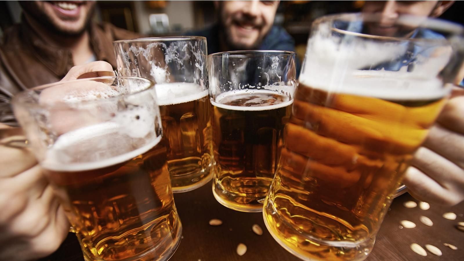 A new study finds that heavy alcohol use may slow the rate of growth in developing brains.