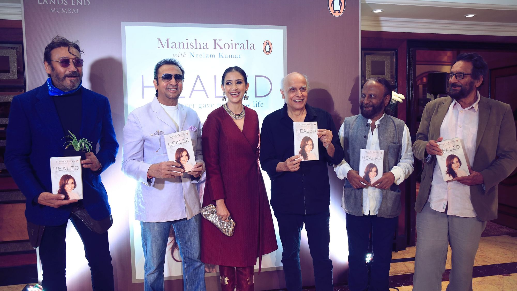 Jackie Shroff, Gulshan Grover, Mahesh Bhatt, Ketan Mehta join Manisha Koirala at the launch of her book in Mumbai.&nbsp;