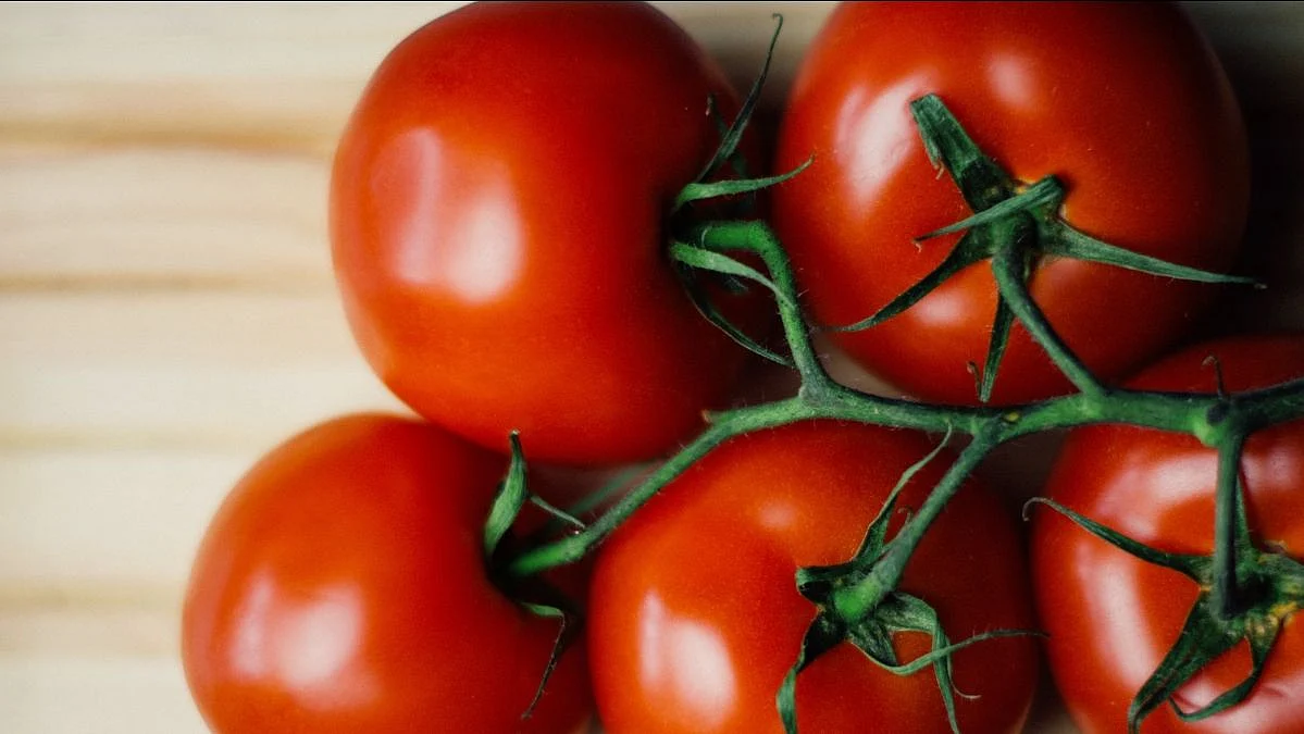 Tomatoes are rich in lycopene – a strong antioxidant, anti-inflammatory and anti-cancer agent.