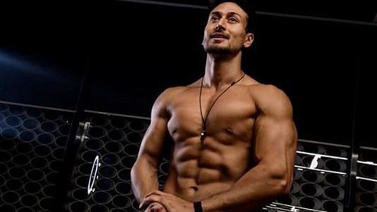 Tiger Shroff Workout Routine: Tiger Shroff is effortlessly agile and extremely flexible.