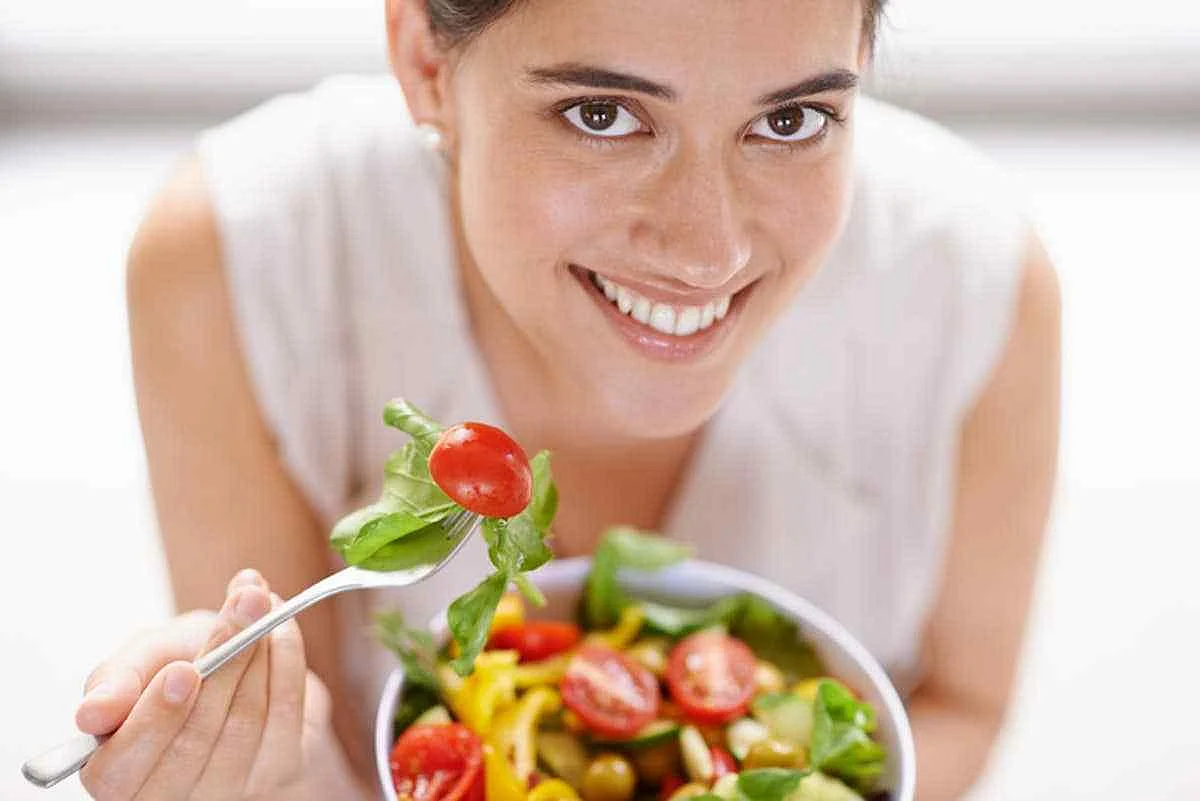 Evidence shows that healthy nutrition and fertility is linked in both men and women.
