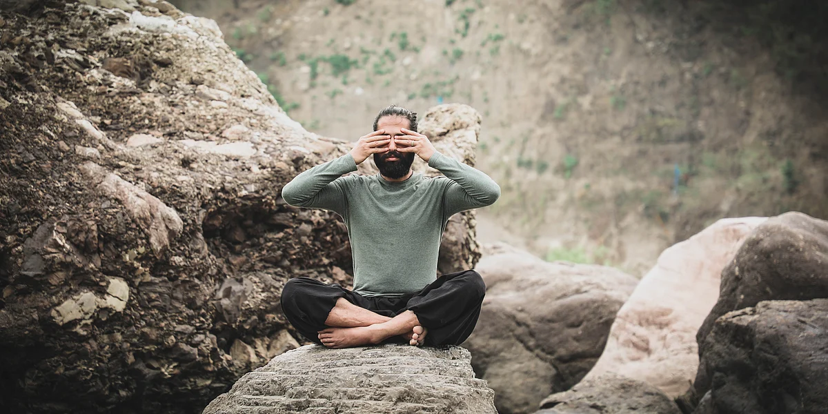 Akshar in brahmari pranayama.