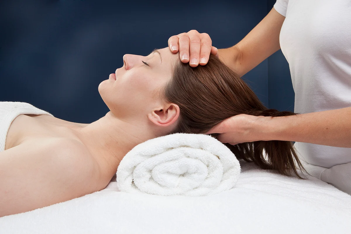 Oil pulling or Kavala graha is beneficial in treating migraine.