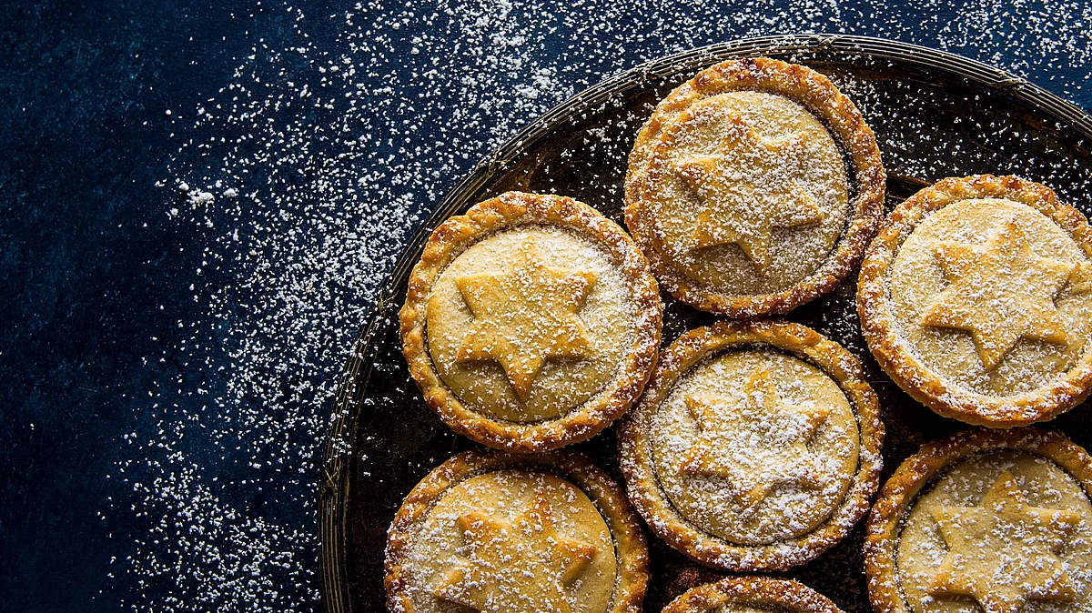 Merry Christmas! Here’s How to Make Your Favorite Dishes Healthy