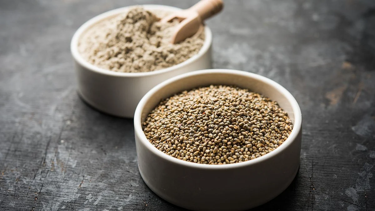 Millets like bajra and makki are great sources of fibre.