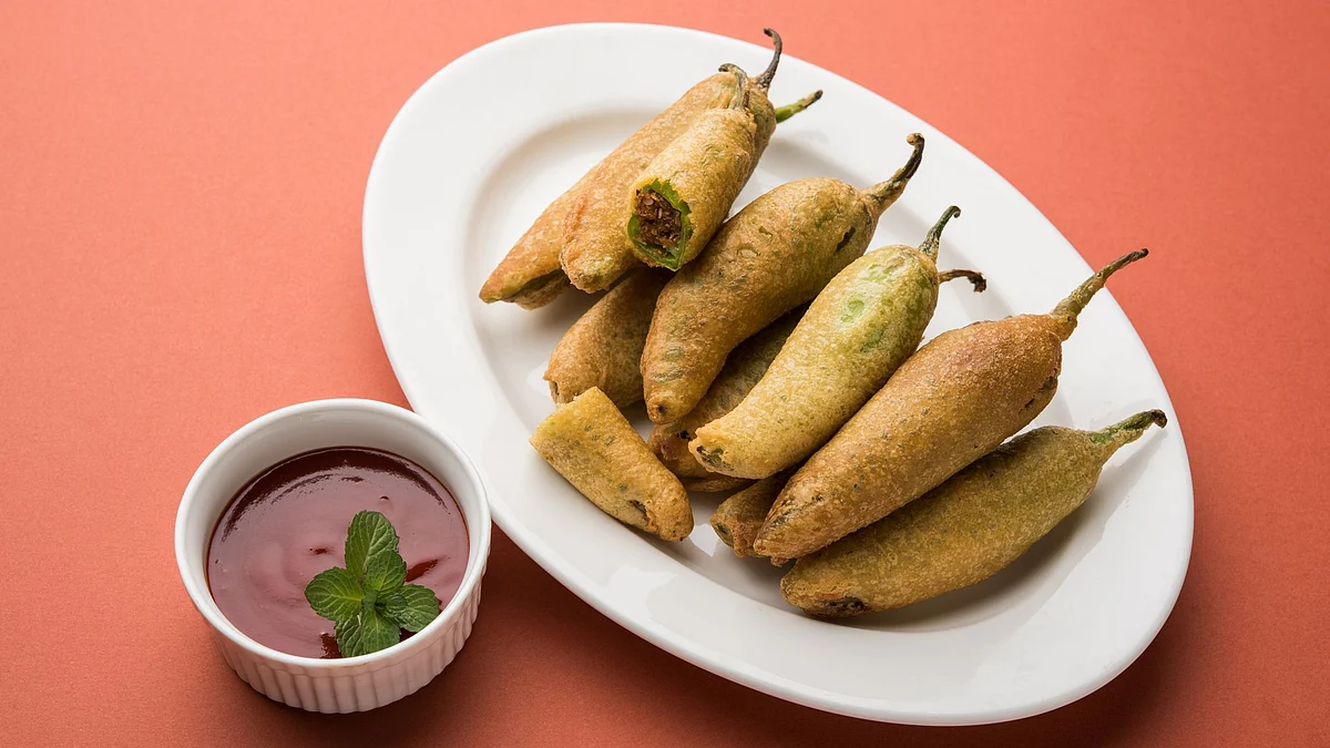 Love spicy food? Try this Rajasthani mirchi vada.