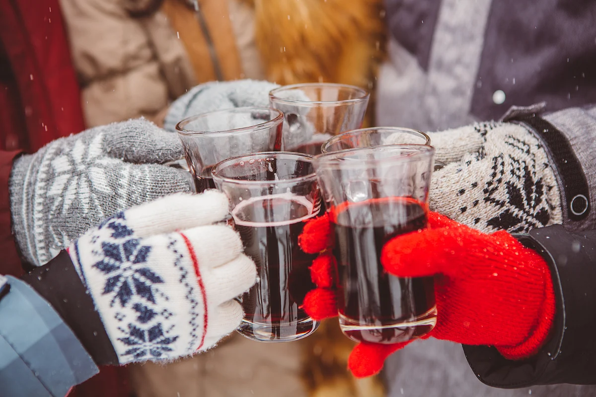 What’s the relationship between alcohol and the cold weather? 