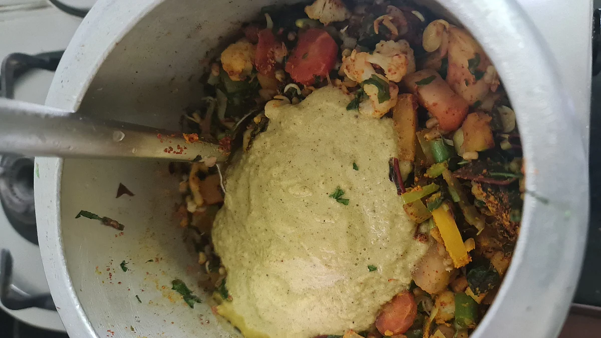 Gijji is literally a burst of flavors when you eat it.