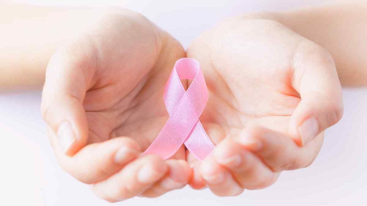 ब्रेस्ट कैंसर अब सबसे कॉमन, दूसरे नंबर पर है फेफड़ों का कैंसर: WHO