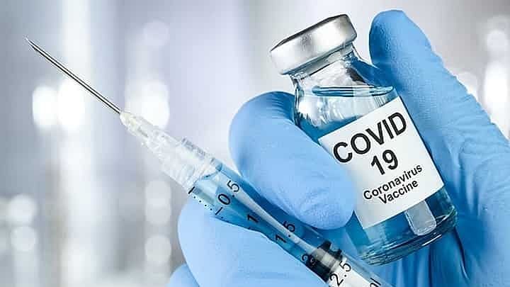 पूरी तरह से वैक्सीनेटेड लोगों में कोरोना संक्रमण का खतरा 3 गुना कम: स्टडी