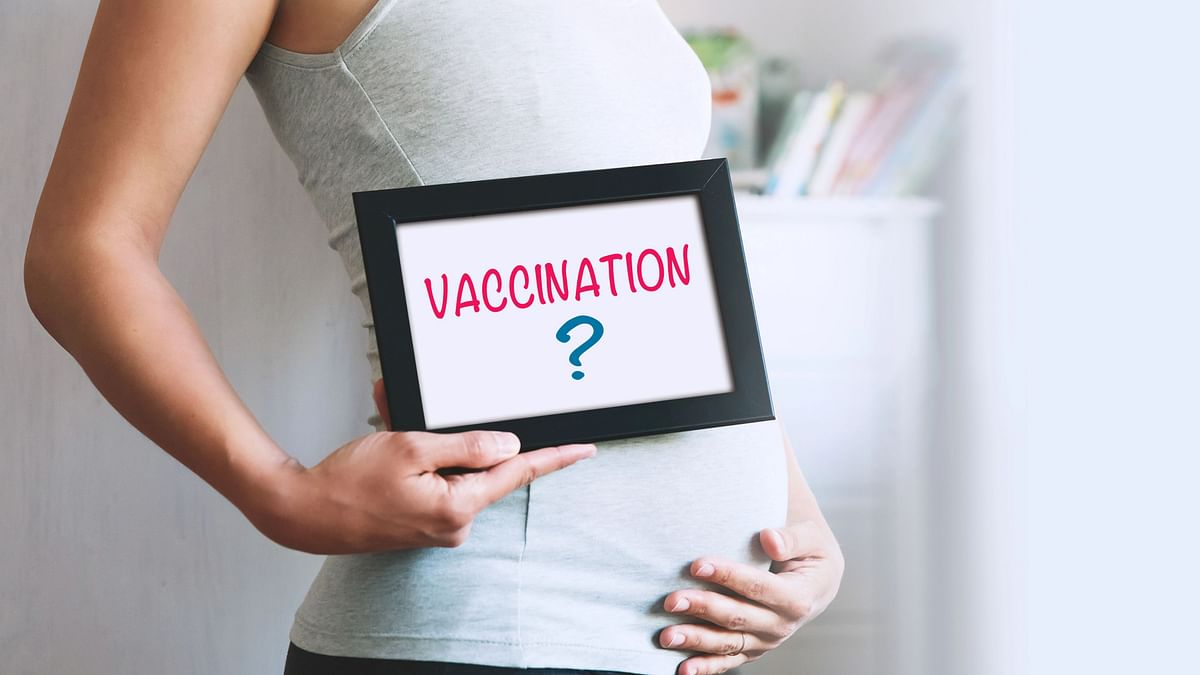 No, COVID Vaccines Don’t Raise Risk of Miscarriage