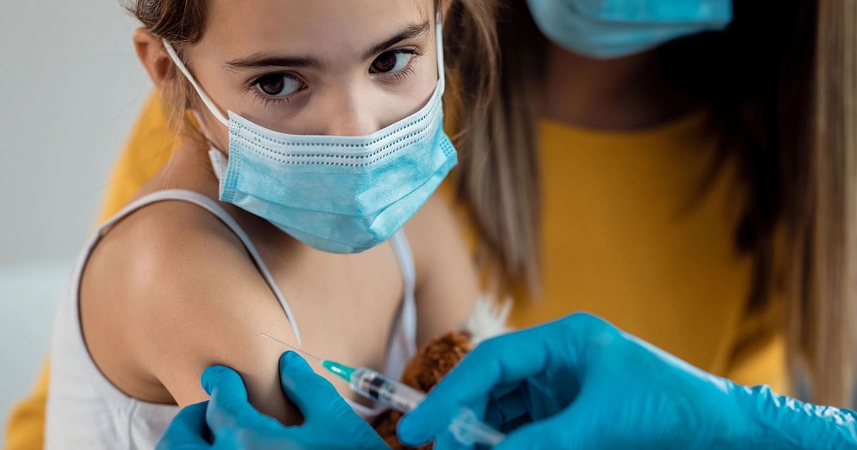 US में छोटे बच्चों के लिए Pfizer की कोरोना वैक्सीन को जल्द मिल सकती है मंजूरी